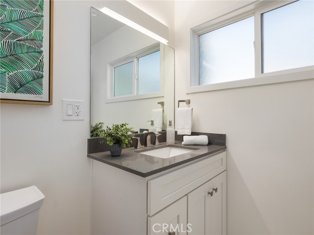 2709 182nd Place, Redondo Beach, California 90278, 3 Bedrooms Bedrooms, ,1 BathroomBathrooms,Residential,Sold,182nd,SB21201160