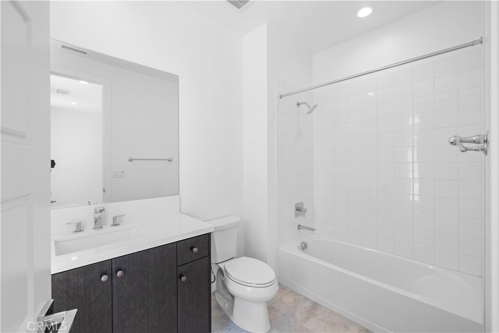 MLS #OC26146545 image #22