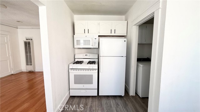 Detail Gallery Image 15 of 32 For 1209 Spence, Los Angeles,  CA 90023 - 2 Beds | 1 Baths