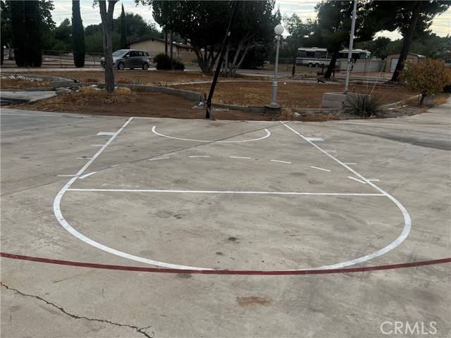 Detail Gallery Image 7 of 36 For 7795 E Ave, Hesperia,  CA 92345 - 4 Beds | 2/1 Baths
