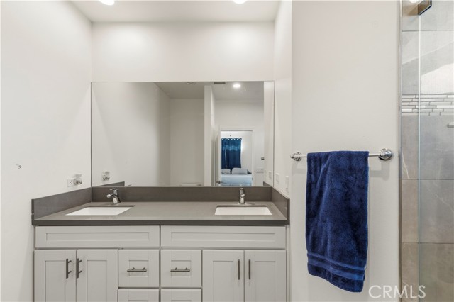 Image 17 of 28 For 65352 Rolling Hills