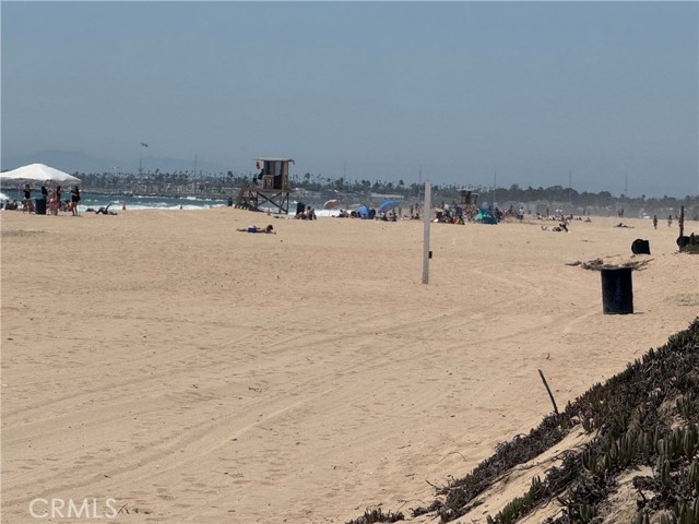Detail Gallery Image 36 of 46 For 16696 Bayview Dr, Huntington Beach,  CA 92649 - 2 Beds | 1 Baths