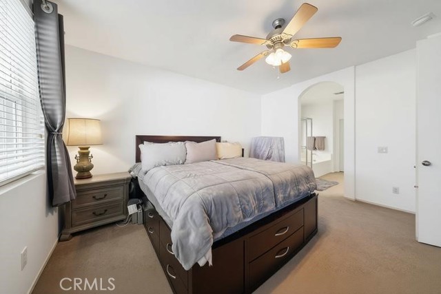 25266 Shady Creek Circle, Menifee CA: https://media.crmls.org/medias/bd717856-fd7b-49af-95ca-204eeecd092e.jpg