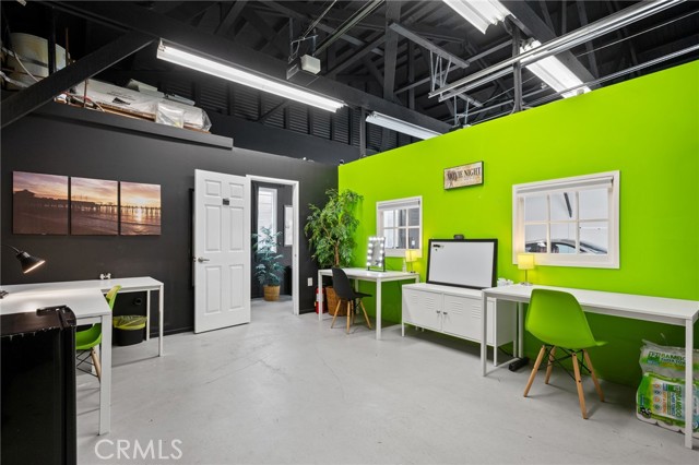 824 Torrance, Redondo Beach CA: https://media.crmls.org/medias/bd726fe2-fbec-40dc-b605-571c3cb8ad59.jpg