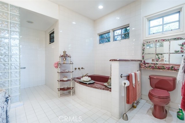 Detail Gallery Image 20 of 25 For 15589 Briarwood Dr, Sherman Oaks,  CA 91403 - 3 Beds | 3/2 Baths
