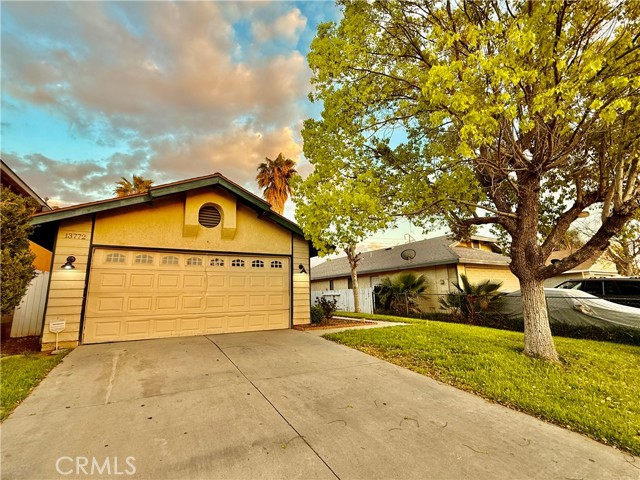 Detail Gallery Image 4 of 37 For 13772 Red Mahogany, Moreno Valley,  CA 92553 - 3 Beds | 2 Baths