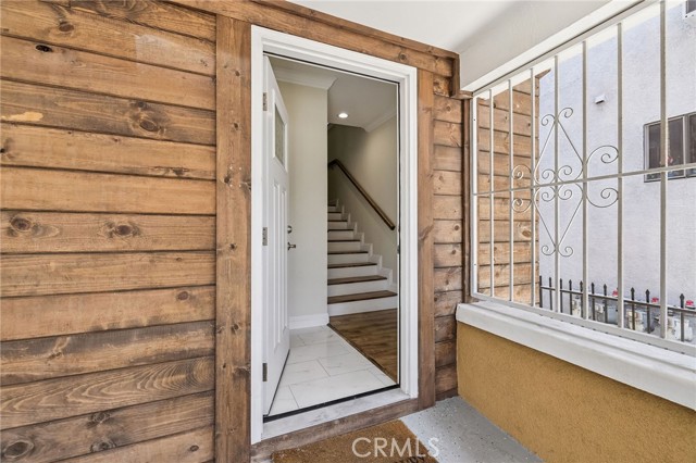 2104 Crenshaw Boulevard, Los Angeles CA: https://media.crmls.org/medias/bd74d8ef-f72e-4be4-96d8-73fd2991c8ed.jpg