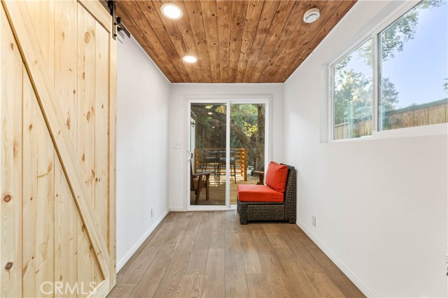 Detail Gallery Image 14 of 19 For 10799 Sherman Grove Ave #84,  Sunland,  CA 90140 - 1 Beds | 1 Baths