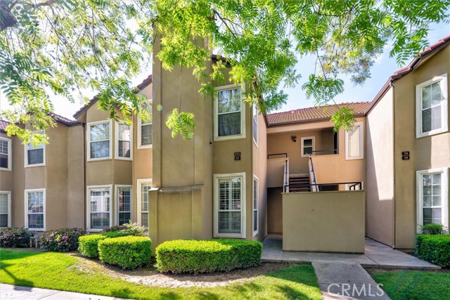 Detail Gallery Image 2 of 32 For 8153 N Cedar Ave #113,  Fresno,  CA 93720 - 2 Beds | 2 Baths
