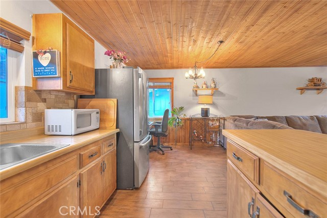 Detail Gallery Image 32 of 75 For 438 Boyd Trl, Big Bear Lake,  CA 92315 - 2 Beds | 2 Baths