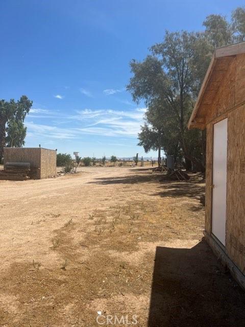 Detail Gallery Image 8 of 14 For 39100 Desert View Rd, Newberry Springs,  CA 92398 - 3 Beds | 2 Baths