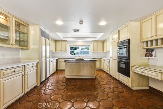 22231 Romar Street photo 12