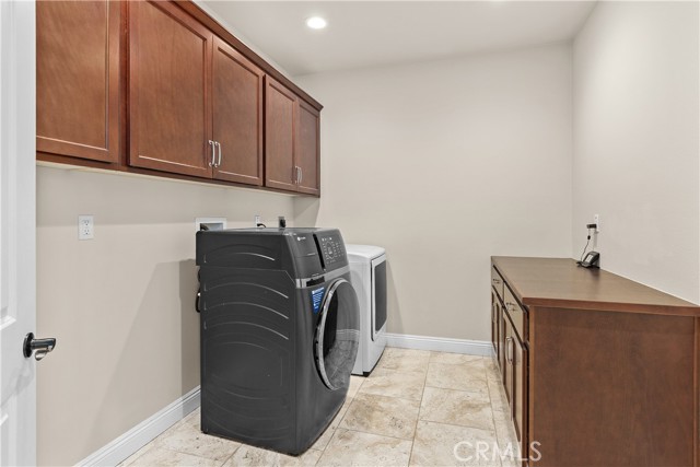 Detail Gallery Image 16 of 40 For 24062 Buckstone, Menifee,  CA 92584 - 5 Beds | 3/1 Baths