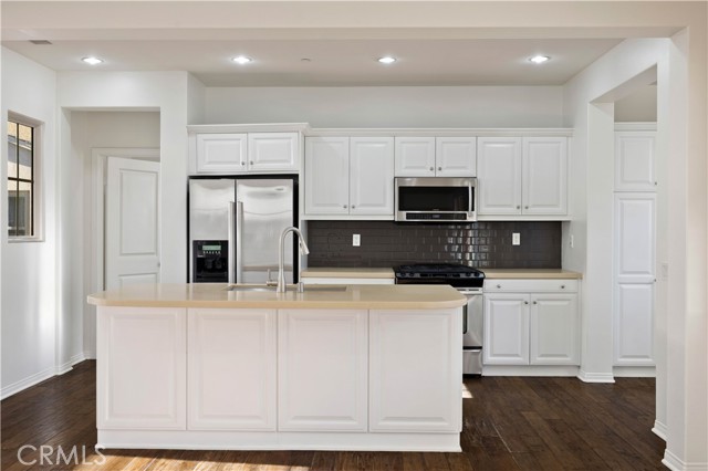 Detail Gallery Image 9 of 39 For 60 Peony, Irvine,  CA 92618 - 2 Beds | 2/1 Baths