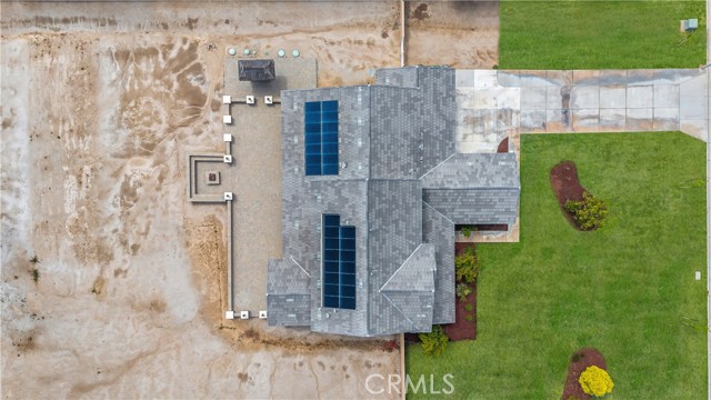 16673 Ponderosa Lane, Riverside CA: https://media.crmls.org/medias/bd78da3d-27b5-4a5a-addb-7b0a03a59d57.jpg
