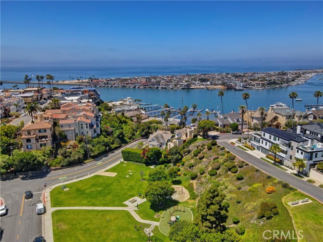 Detail Gallery Image 26 of 28 For 425 1/2 Dahlia Ave, Corona Del Mar,  CA 92625 - 2 Beds | 2 Baths