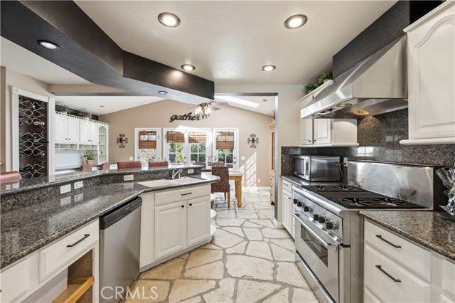 Detail Gallery Image 9 of 36 For 28149 Branch Rd, Castaic,  CA 91384 - 4 Beds | 2 Baths