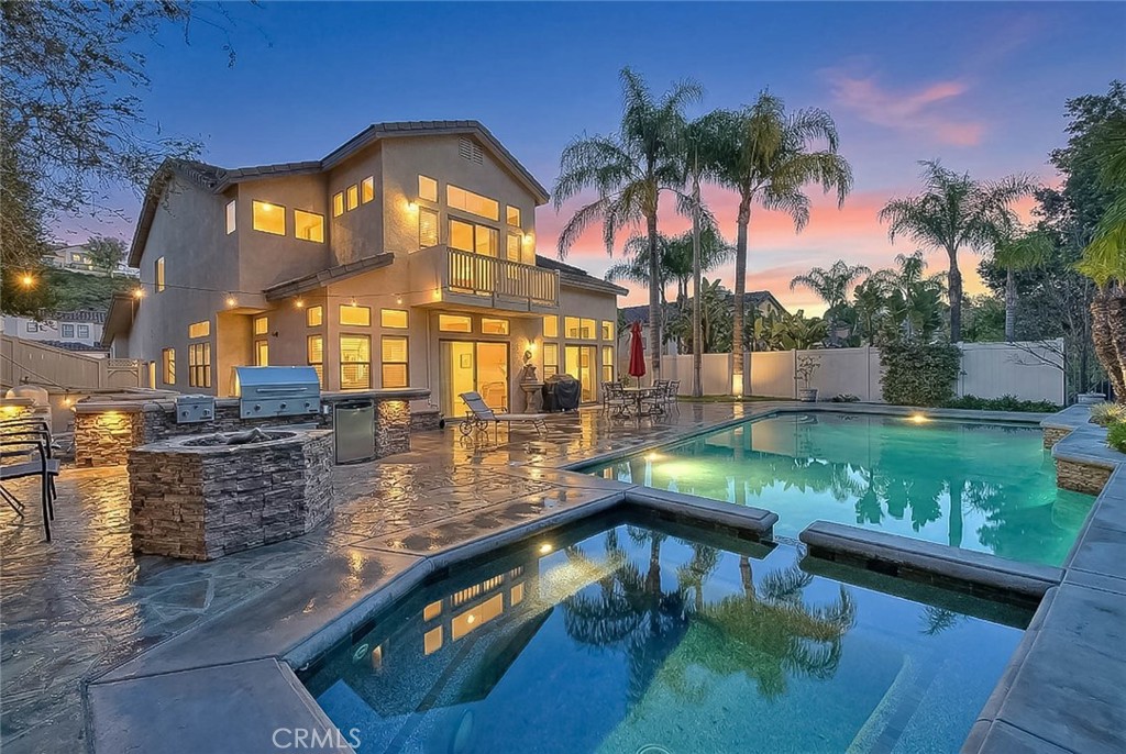 2750 Hidden Hills