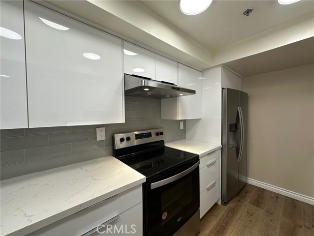 Detail Gallery Image 28 of 49 For 10660 Wilshire Bld #407,  Los Angeles,  CA 90024 - 1 Beds | 2 Baths