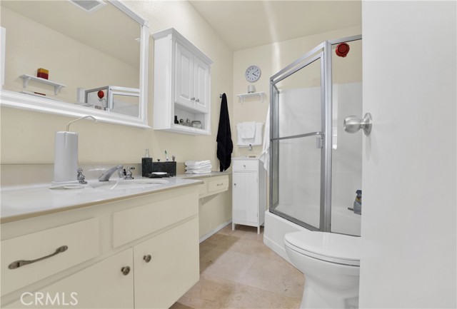 Photo #19: OC23171773 Listing 