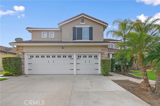 912 Hyde Park Court, Corona, CA 92881