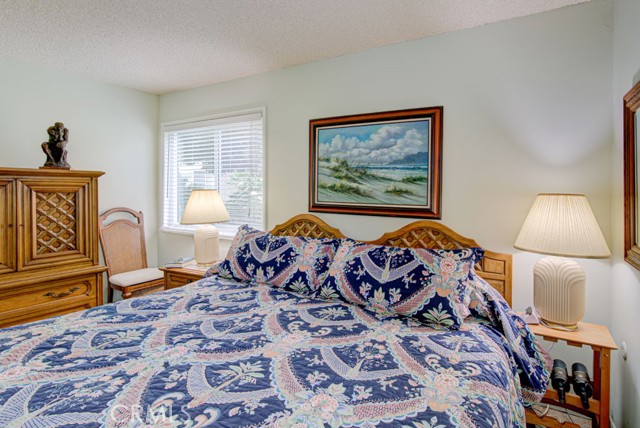 224 Avenida Majorca, Laguna Woods CA: https://media.crmls.org/medias/bd7e6d11-a509-4c4a-9dde-d961d0ba34ae.jpg