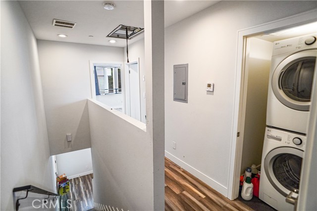 Detail Gallery Image 20 of 29 For 803 N Kingsley Dr, Los Angeles,  CA 90029 - – Beds | – Baths