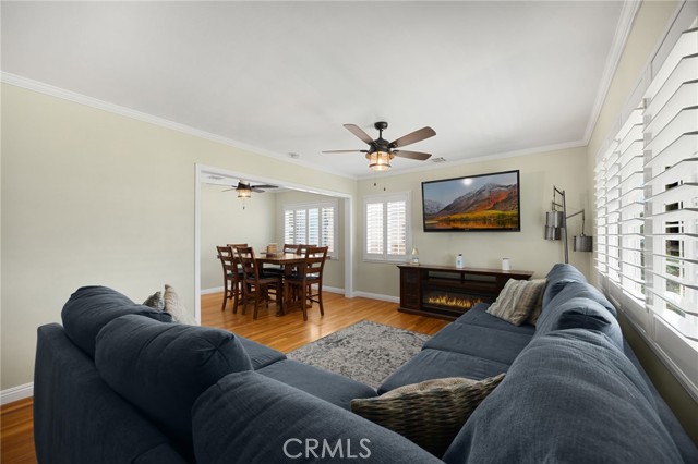 Detail Gallery Image 11 of 34 For 8158 Poinsettia Dr, Buena Park,  CA 90620 - 3 Beds | 2/1 Baths