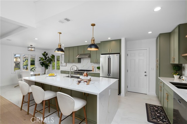 Detail Gallery Image 15 of 68 For 469 Cambridge, Arcadia,  CA 91007 - 5 Beds | 5 Baths