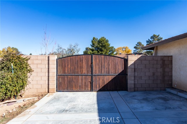 Detail Gallery Image 38 of 43 For 14076 Wawona Rd, Apple Valley,  CA 92307 - 3 Beds | 2 Baths