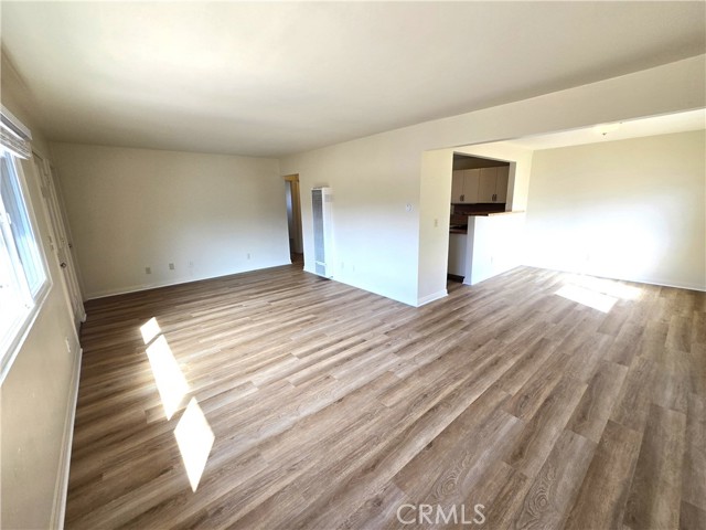 Detail Gallery Image 4 of 16 For 2608 Curtis Ave #B,  Redondo Beach,  CA 90278 - 3 Beds | 1 Baths
