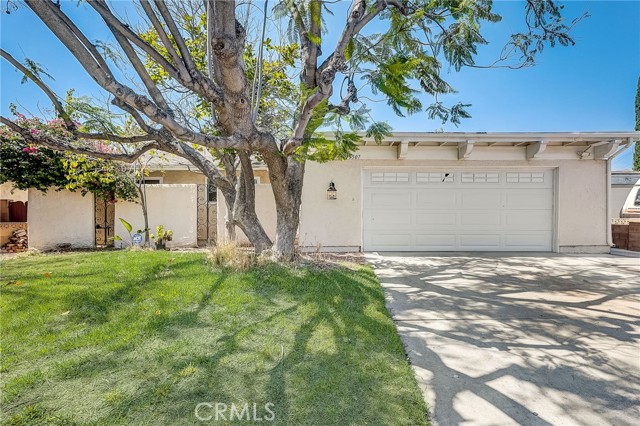 15507 La Valle Street photo 3