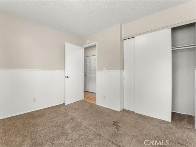 https://media.crmls.org/medias/bd807b5a-768e-4ab9-b8a2-e22e5818affd.jpg?preset=X-Large