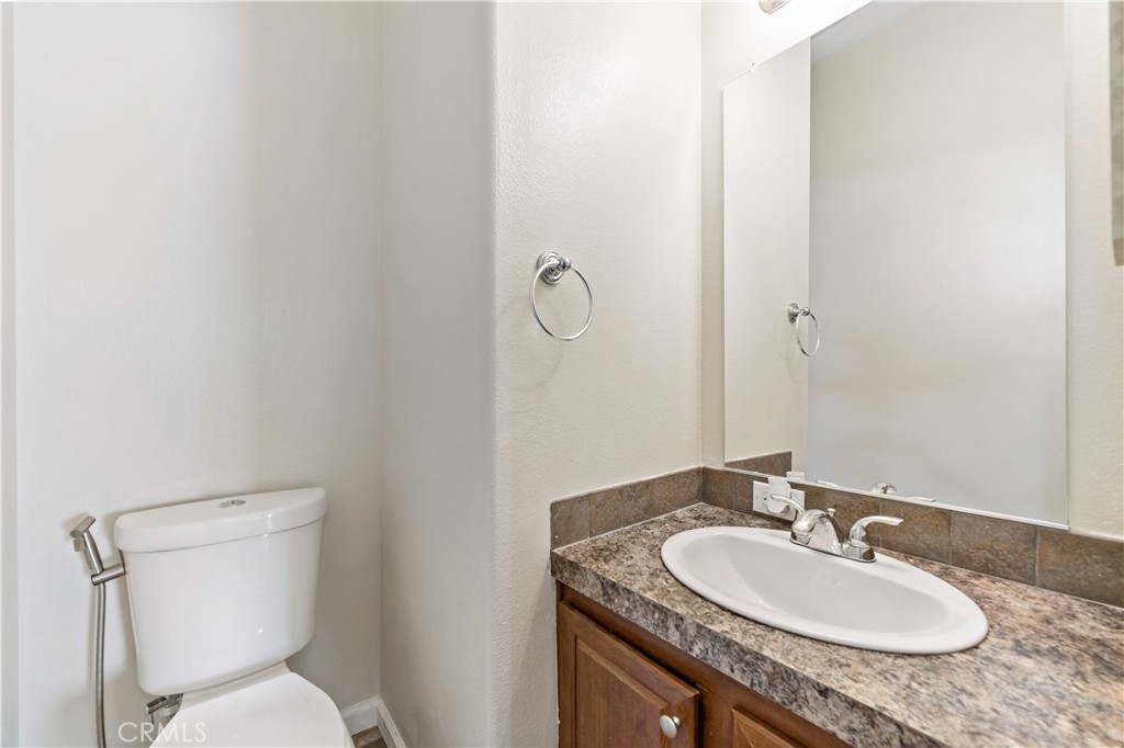 https://media.crmls.org/medias/bd809688-fa19-486f-bae5-c2624db94203.jpg?preset=X-Large