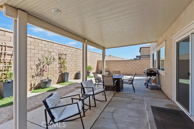 Detail Gallery Image 31 of 44 For 15816 Parry Peak, Fontana,  CA 92336 - 4 Beds | 3/1 Baths
