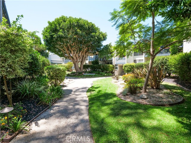 822 Camino Real, Redondo Beach CA: https://media.crmls.org/medias/bd81b01d-5250-4e60-9d15-33ecb01bbf56.jpg