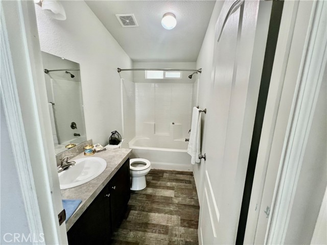 Detail Gallery Image 17 of 33 For 3000 S Chester Ave #48,  Bakersfield,  CA 93304 - 3 Beds | 2 Baths