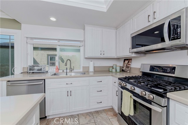 Detail Gallery Image 19 of 42 For 5526 Donner Ave, Buena Park,  CA 90621 - 3 Beds | 2/1 Baths