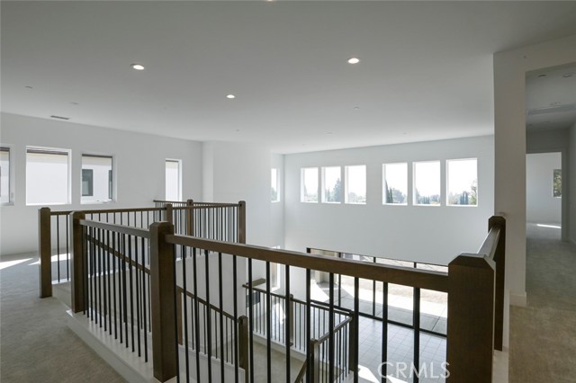 Detail Gallery Image 35 of 65 For 20552 Edgewood Ct, Chatsworth,  CA 91311 - 5 Beds | 5/1 Baths