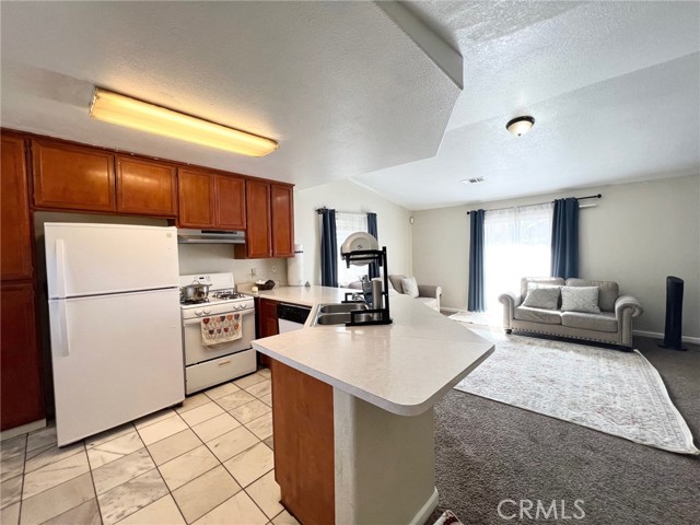 Detail Gallery Image 6 of 11 For 2993 Birmingham Ct, Merced,  CA 95340 - 3 Beds | 2 Baths