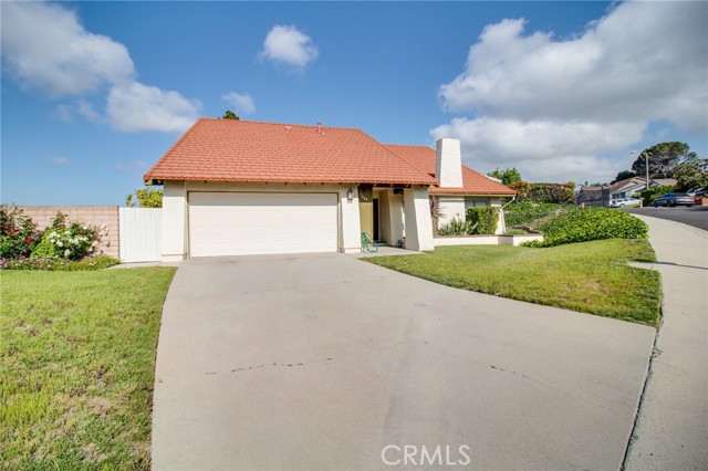 1684 Eveningside Drive photo 5