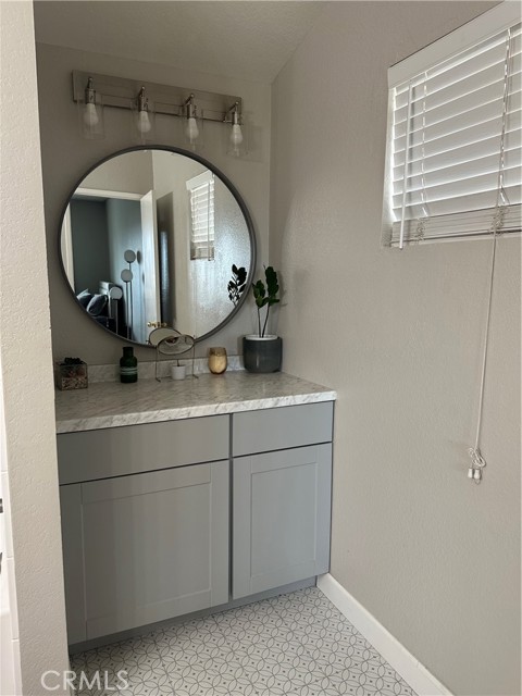 2311 Volya Court, Colton CA: https://media.crmls.org/medias/bd83efde-ad1c-418d-a87c-d9bdd1b48313.jpg