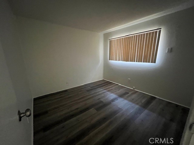 https://media.crmls.org/medias/bd84428d-7edc-40ad-af3c-446ba55bf4be.jpg?preset=X-Large