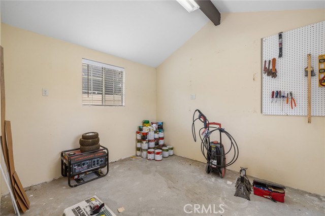 Detail Gallery Image 22 of 30 For 10114 Oporto Way, Bakersfield,  CA 93306 - 3 Beds | 3 Baths