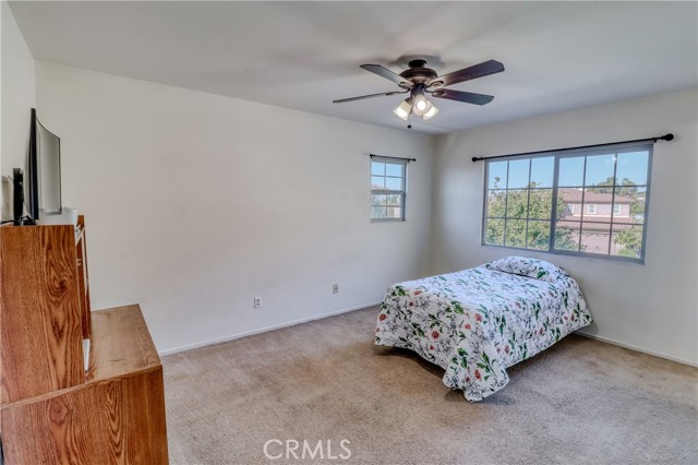 26219 Charismatic Court, Moreno Valley CA: https://media.crmls.org/medias/bd858806-ea89-43b1-bddd-fe5dfd569120.jpg
