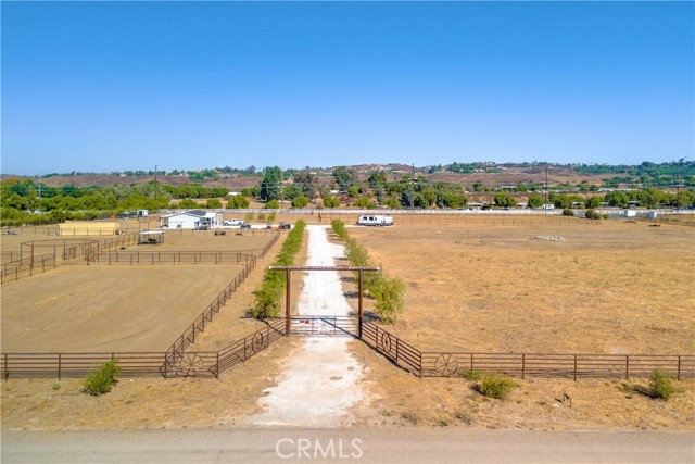 Detail Gallery Image 2 of 50 For 35712 Belle Chaine, Temecula,  CA 92592 - 3 Beds | 2 Baths