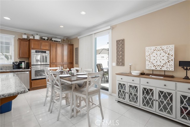 15850 Twin Lakes Dr, Moreno Valley CA: https://media.crmls.org/medias/bd869e5e-f266-49c8-b1fd-1361c6209a24.jpg