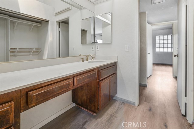 2220 E Chapman Avenue, Fullerton CA: https://media.crmls.org/medias/bd877eb7-9d82-475a-ab6a-4c36c6937d66.jpg