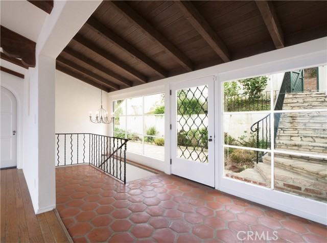 Detail Gallery Image 8 of 45 For 529 Palos Verdes Dr, Palos Verdes Estates,  CA 90274 - 4 Beds | 4 Baths