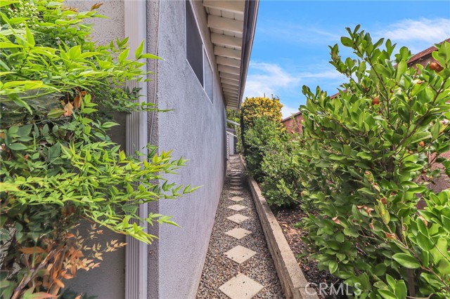 Detail Gallery Image 37 of 43 For 622 Esther Way, Redlands,  CA 92373 - 4 Beds | 2/1 Baths